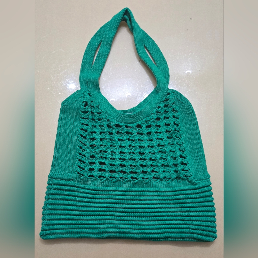 Elegant Green Knit Tote Bag